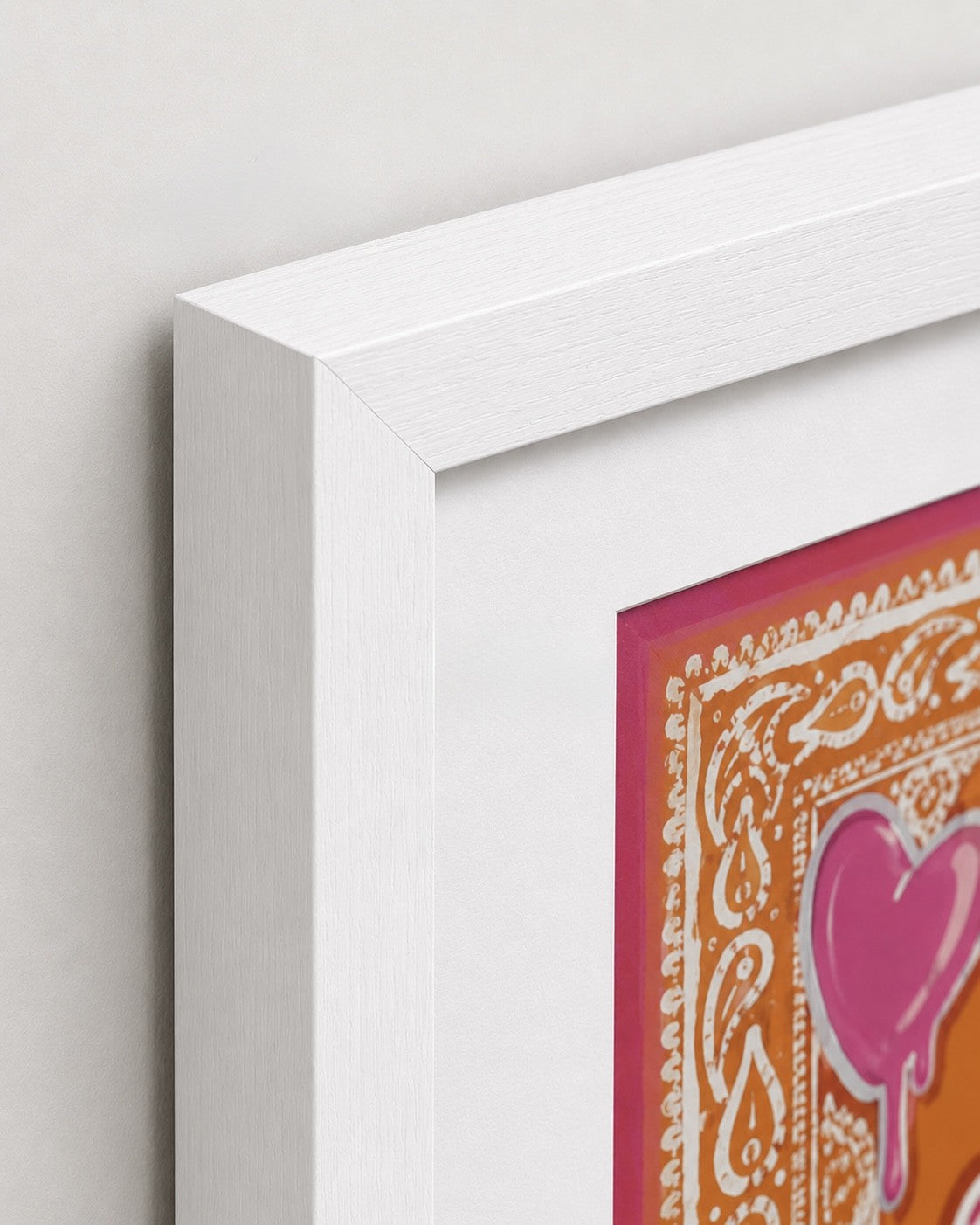 WE’AR ART — WHITE FRAME