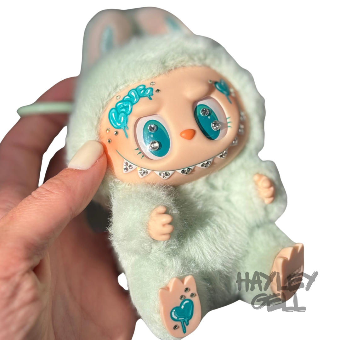 'Love ya!' Custom Labubu